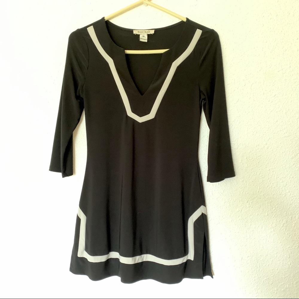 White House Black Market Tunic Top